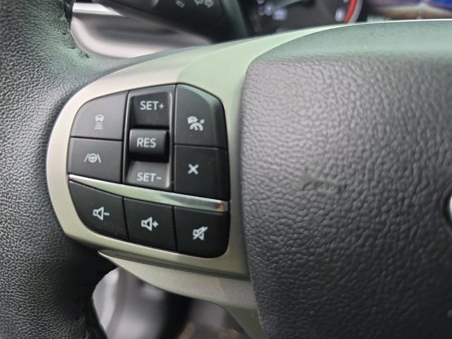 Certified 2024 Ford Explorer XLT w/ Equipment Group 202A RWD image 22