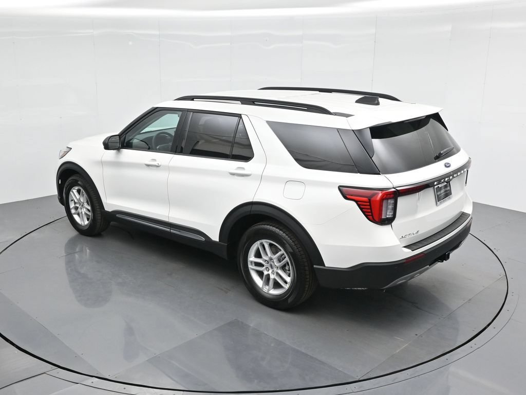 Certified 2025 Ford Explorer Active RWD image 42