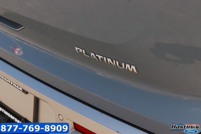 Used 2025 Nissan Pathfinder Platinum image 8