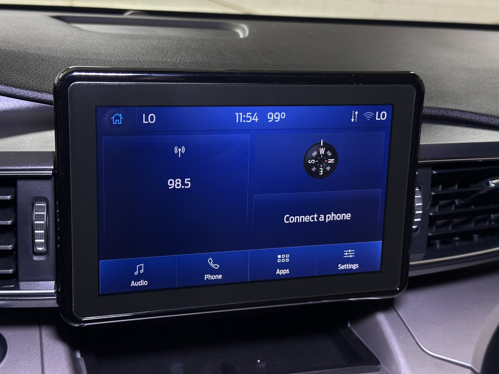 Certified 2022 Ford Explorer XLT w/ Equipment Group 202A AWD/4WD image 49