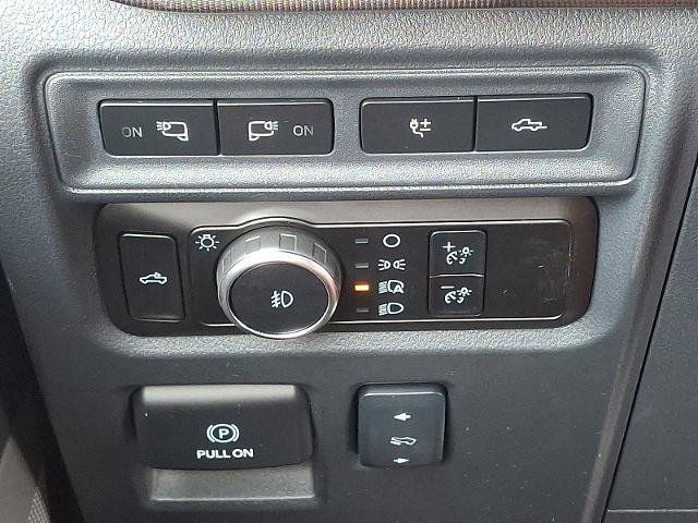 Certified 2024 Ford F150 Platinum w/ FX4 Off-Road Package image 22