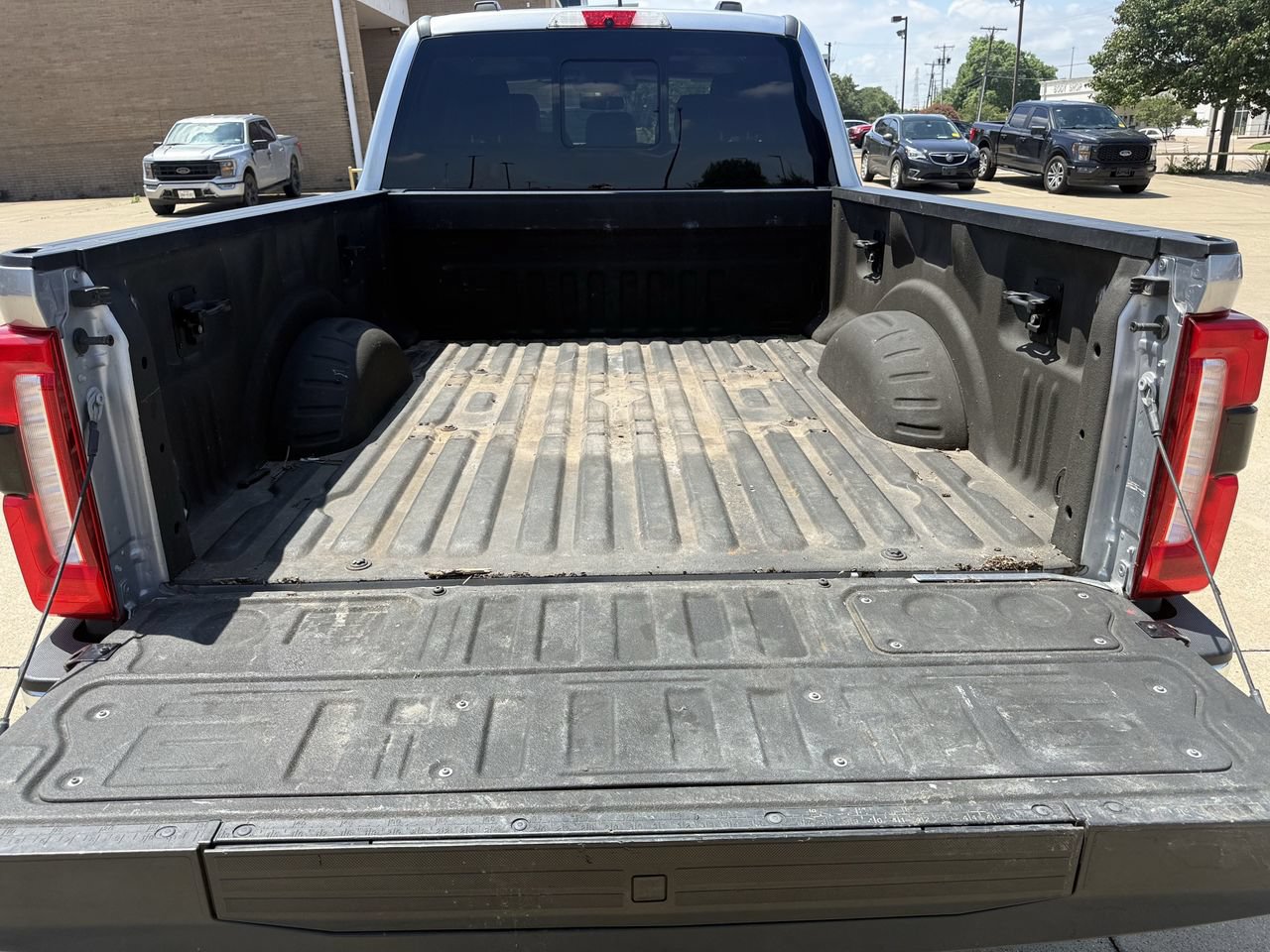 Certified 2023 Ford F350 Lariat w/ Lariat Ultimate Package AWD/4WD image 29