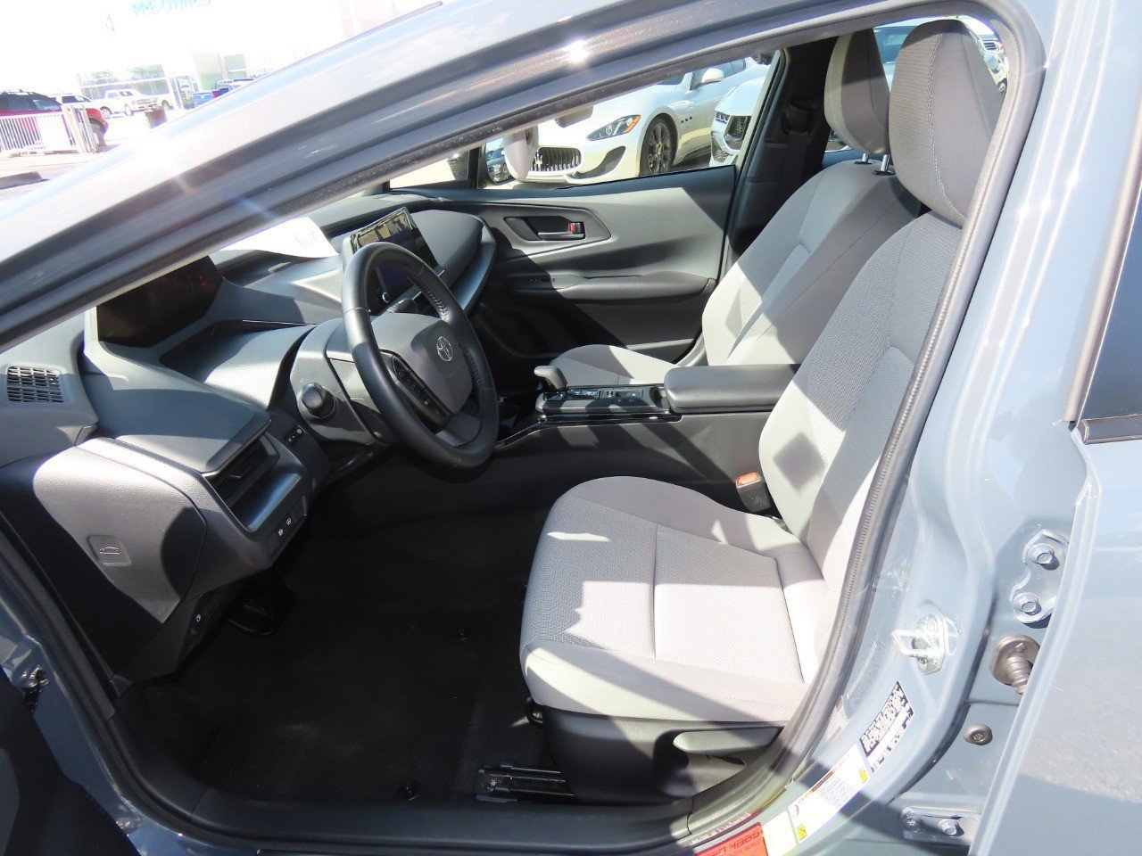 Used 2023 Toyota Prius LE image 25