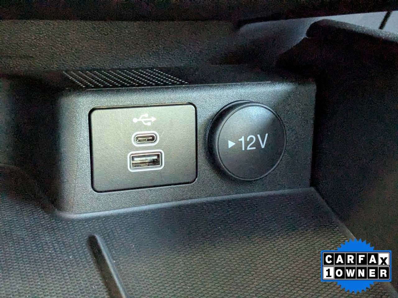 Certified 2024 Ford Escape ST-Line w/ Tech Pack #1 image 30