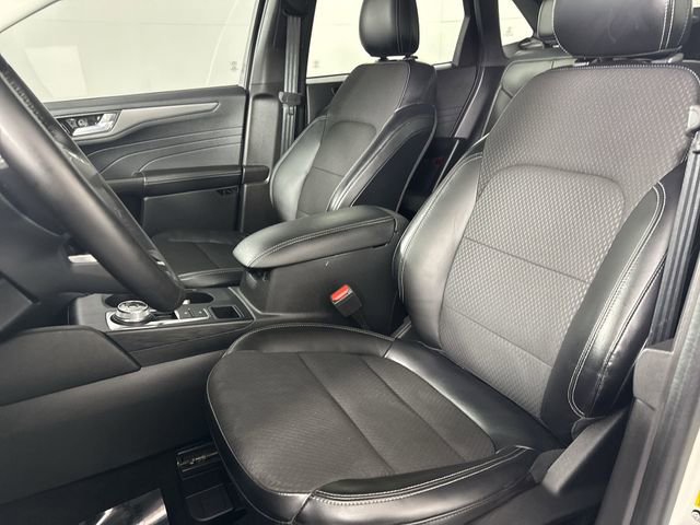 Certified 2023 Ford Escape SE FWD image 19