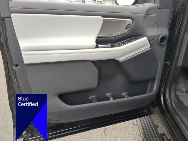 Certified 2025 Ford Expedition Platinum AWD/4WD image 12