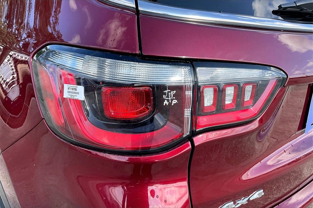 Used 2022 Jeep Compass Latitude w/ Convenience Group image 20