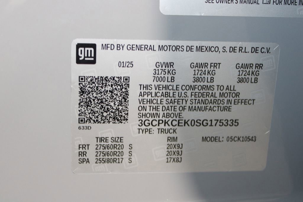 Used 2025 Chevrolet Silverado 1500 Custom Trail Boss w/ LPO, Dark Essentials Package image 24