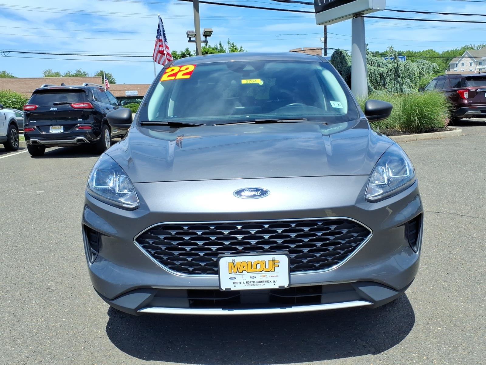 Certified 2022 Ford Escape SE w/ Convenience Package AWD/4WD image 2