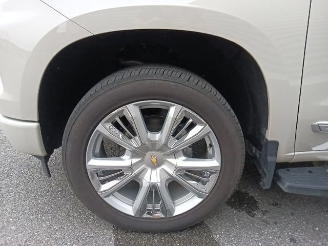 Used 2026 Chevrolet Silverado 1500 High Country w/ High Country Premium Package AWD/4WD image 10