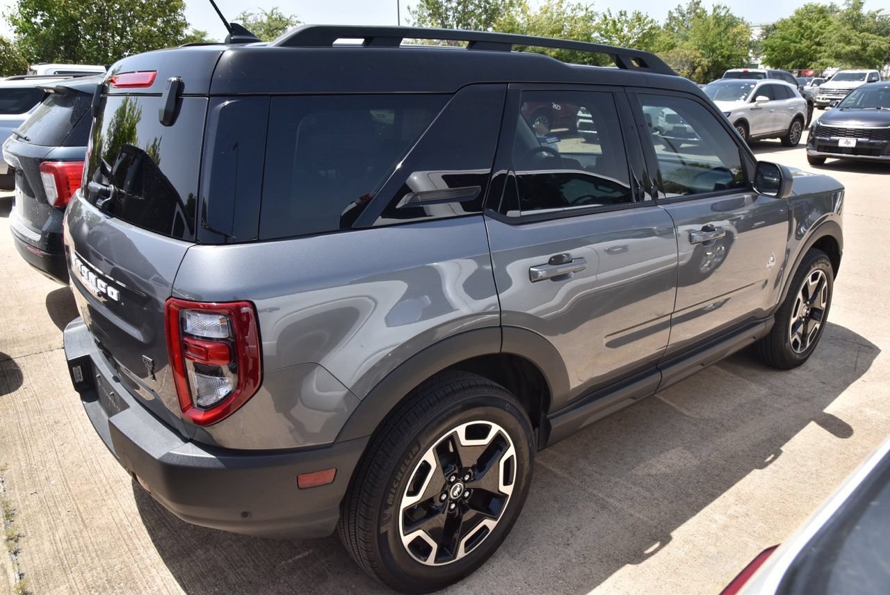 Certified 2023 Ford Bronco Sport Outer Banks w/ Tech Package AWD/4WD image 6