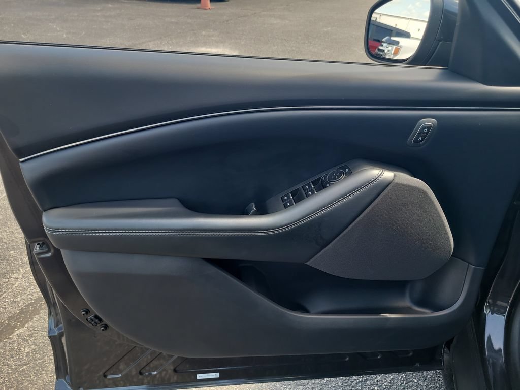 Certified 2022 Ford Mustang Mach-E Select AWD/4WD image 13