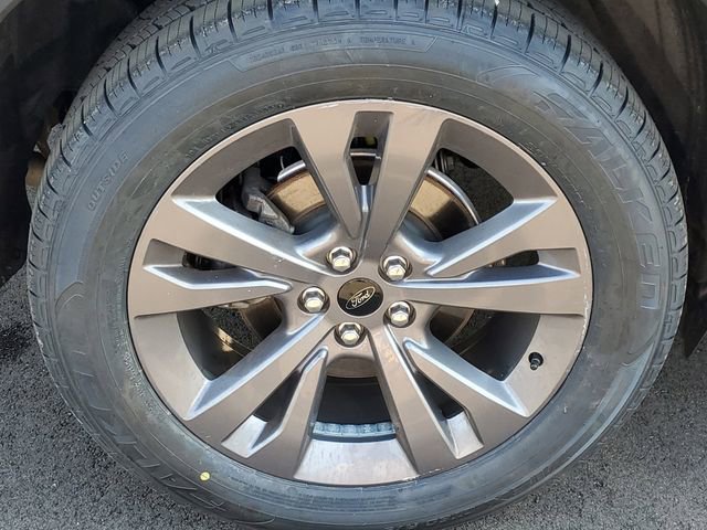 Certified 2025 Ford Explorer Active w/ Active Comfort Package image 5