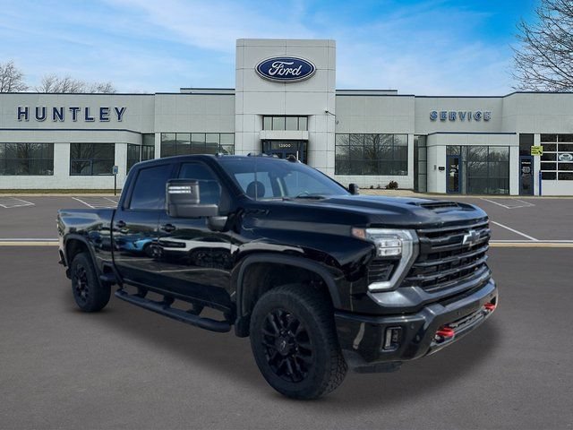 Used 2025 Chevrolet Silverado 2500 LTZ w/ Trail Boss Package AWD/4WD image 3