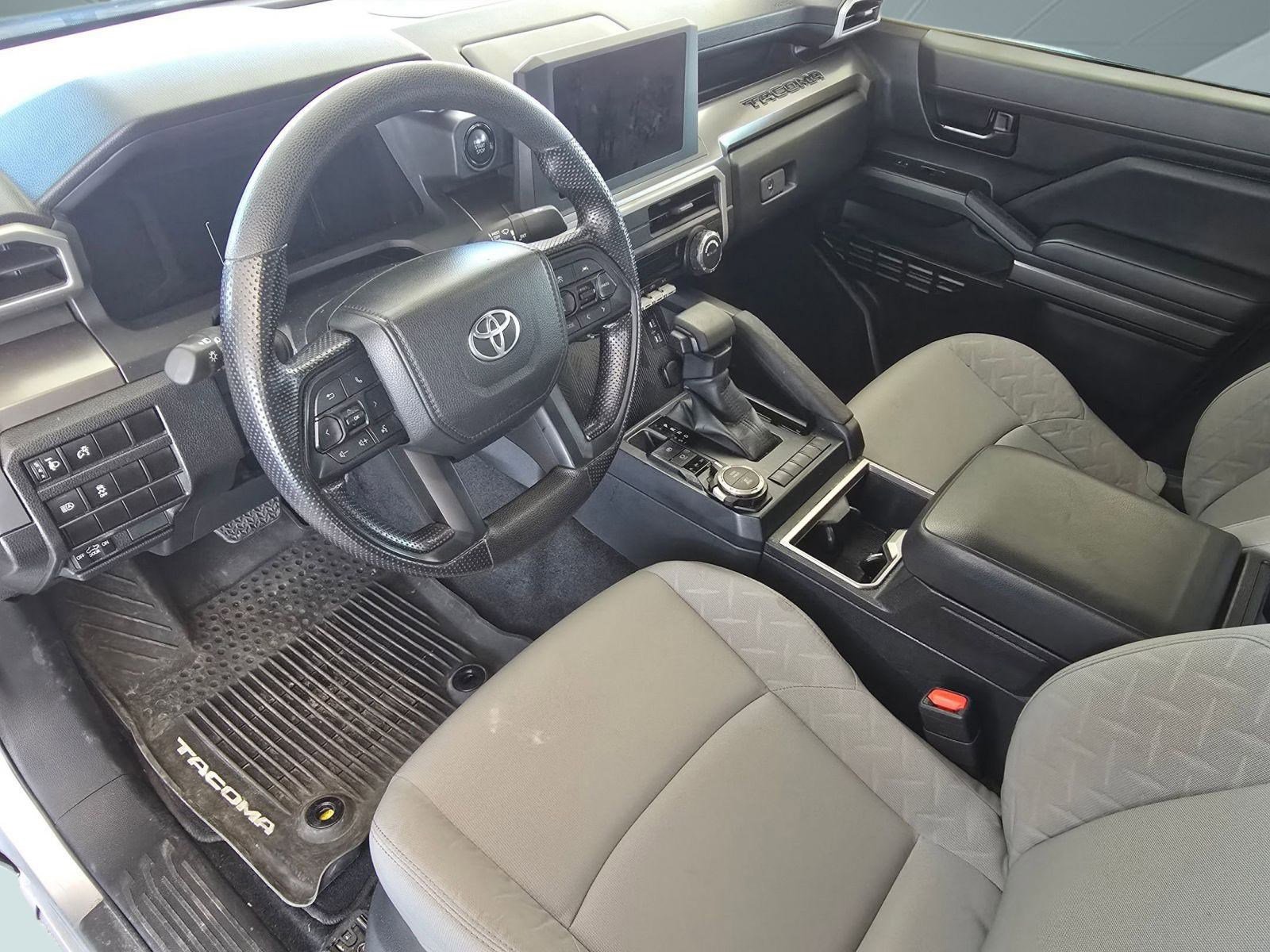 Used 2024 Toyota Tacoma SR5 image 4