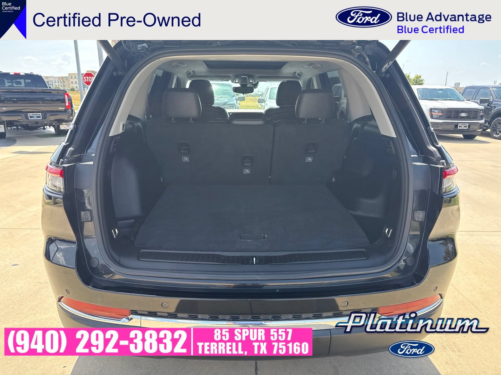 Used 2023 Jeep Grand Cherokee Limited AWD/4WD image 5