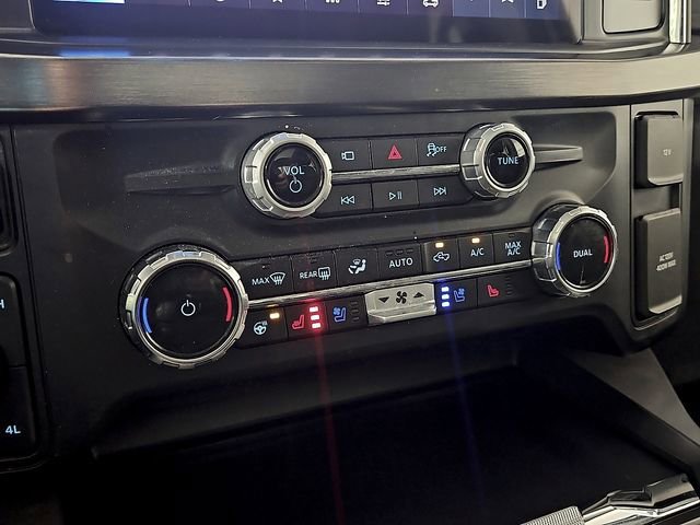 Certified 2025 Ford F250 Lariat w/ Lariat Ultimate Package AWD/4WD image 18