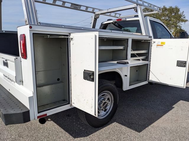 Certified 2023 Ford F250 XL w/ XL Chrome Package image 6