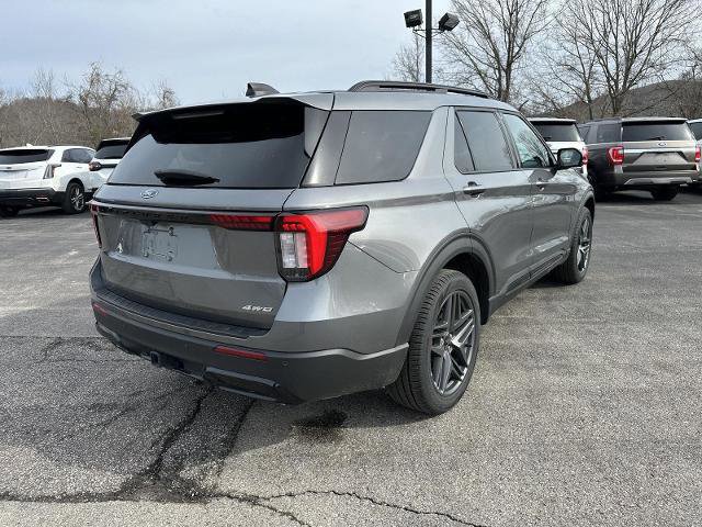 Certified 2025 Ford Explorer ST-Line w/ ST-Line Street Pack image 4