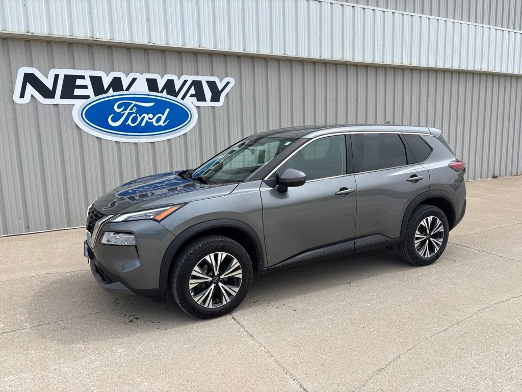 Used 2022 Nissan Rogue SV