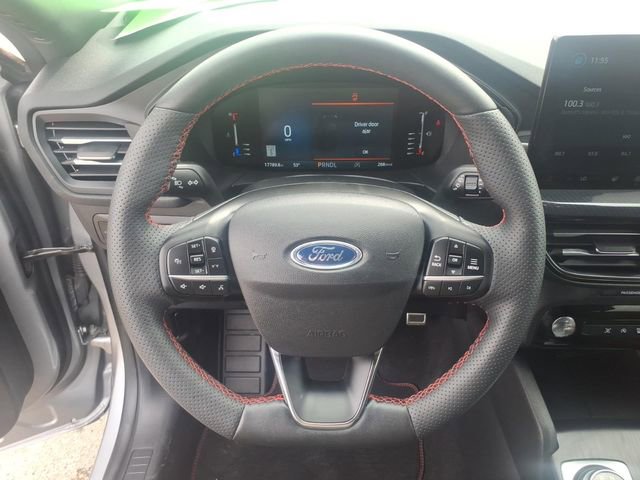 Certified 2023 Ford Escape ST-Line w/ Tech Pack #1 AWD/4WD image 18