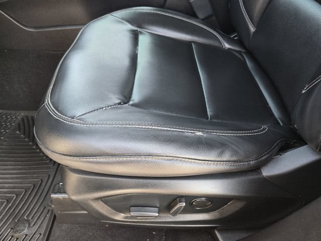 Certified 2020 Ford Explorer XLT w/ Equipment Group 202A RWD image 23