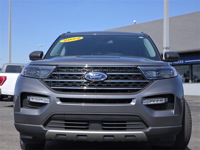 Certified 2022 Ford Explorer XLT w/ Equipment Group 202A image 9