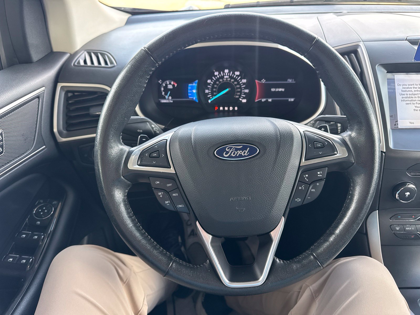 Certified 2017 Ford Edge SEL w/ Equipment Group 201A AWD/4WD image 27