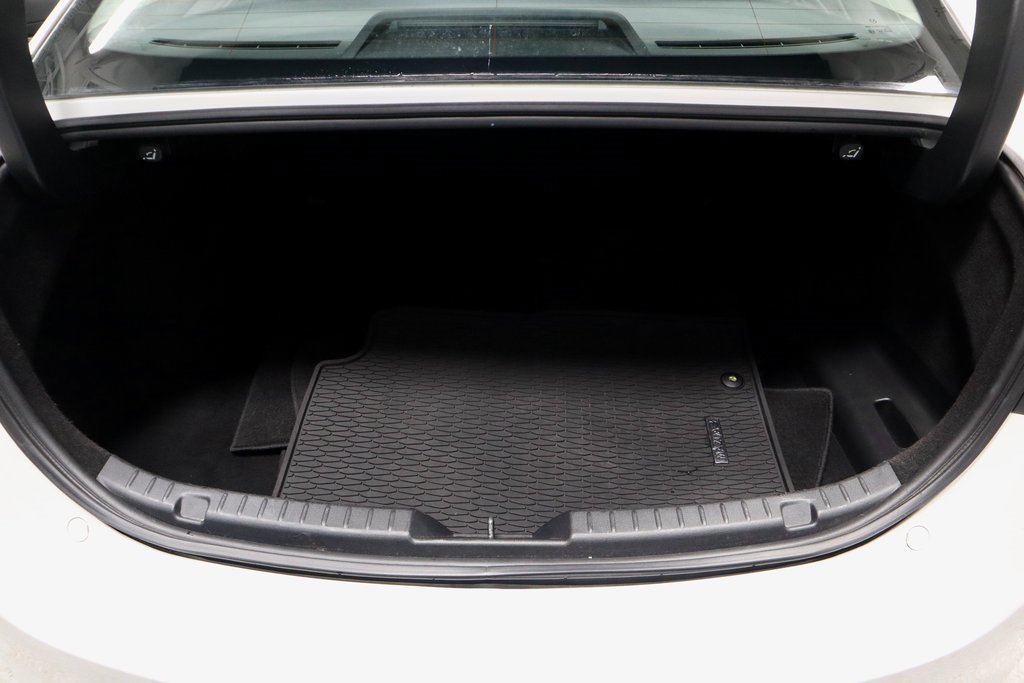 Used 2022 MAZDA MAZDA3 s image 15