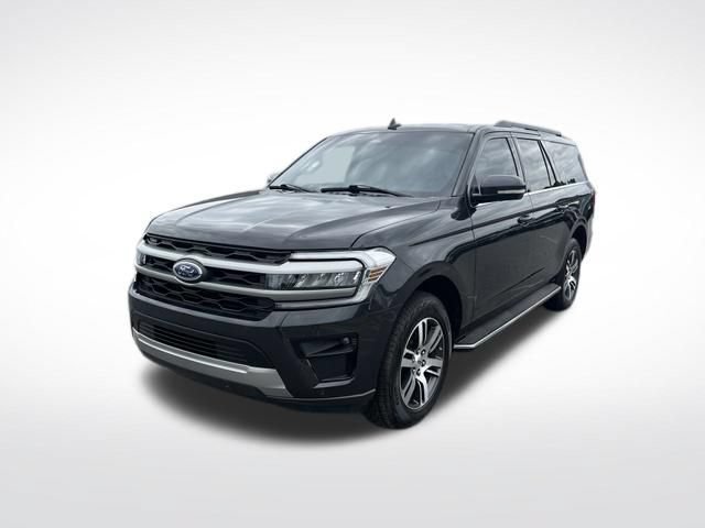 Certified 2023 Ford Expedition Max XLT RWD image 3