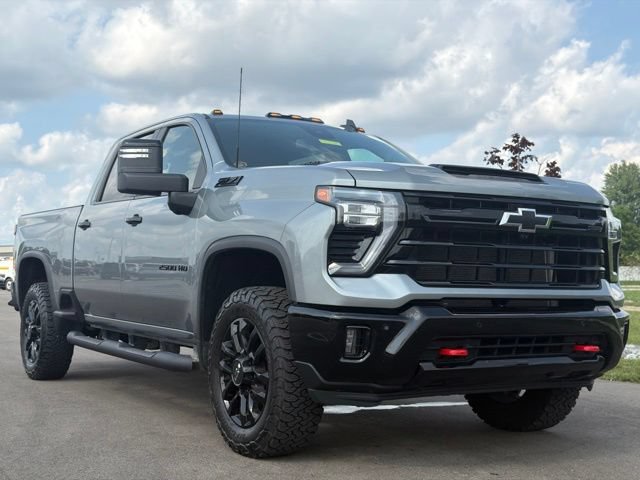 Used 2026 Chevrolet Silverado 2500 LT w/ Trail Boss Package AWD/4WD image 1