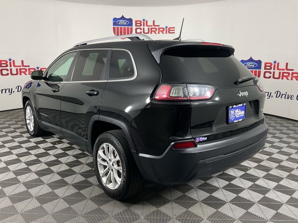 Used 2019 Jeep Cherokee Latitude w/ Popular Appearance Group image 3