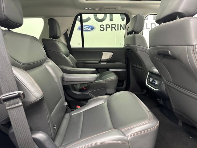 Certified 2025 Ford Expedition Active image 14