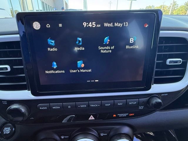 Used 2022 Hyundai Venue Limited FWD image 25