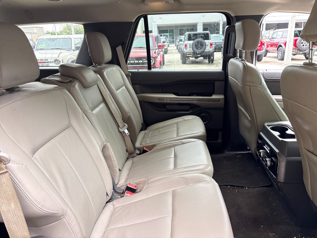 Certified 2020 Ford Expedition XLT w/ Equipment Group 202A RWD image 29