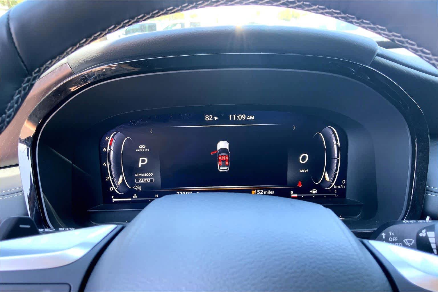 Used 2023 INFINITI QX60 Sensory AWD/4WD image 26