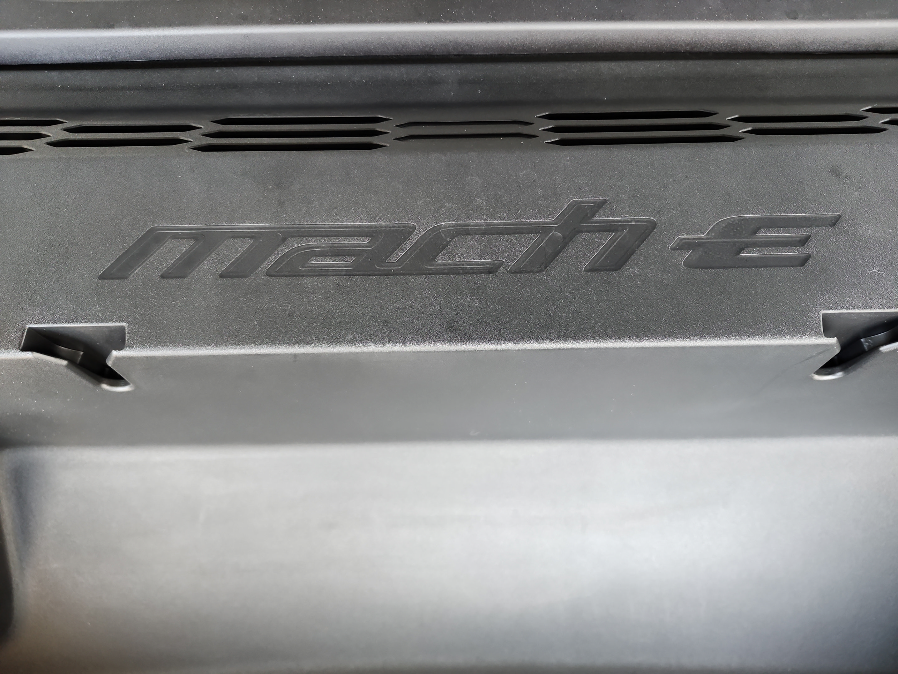 Certified 2025 Ford Mustang Mach-E Select RWD image 29