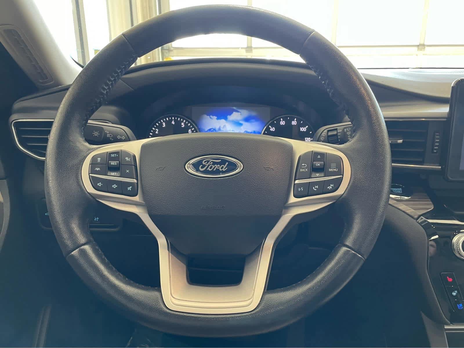 Certified 2022 Ford Explorer Limited w/ Equipment Group 301A AWD/4WD image 12