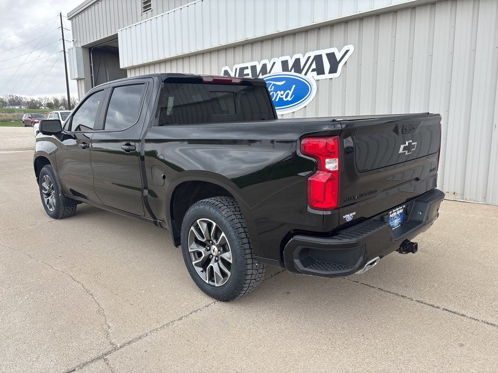 Used 2024 Chevrolet Silverado 1500 RST AWD/4WD image 5