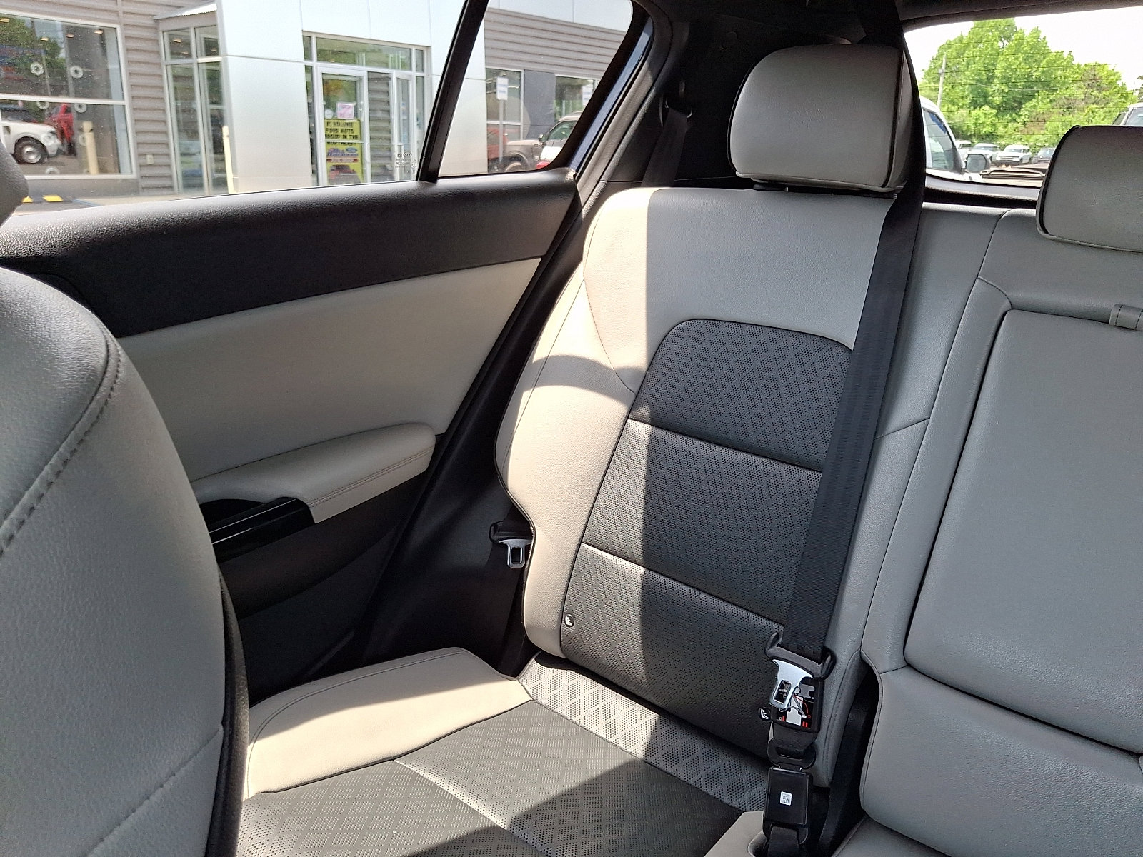 Used 2019 Kia Sportage EX w/ EX Sport Appearance Package AWD/4WD image 18