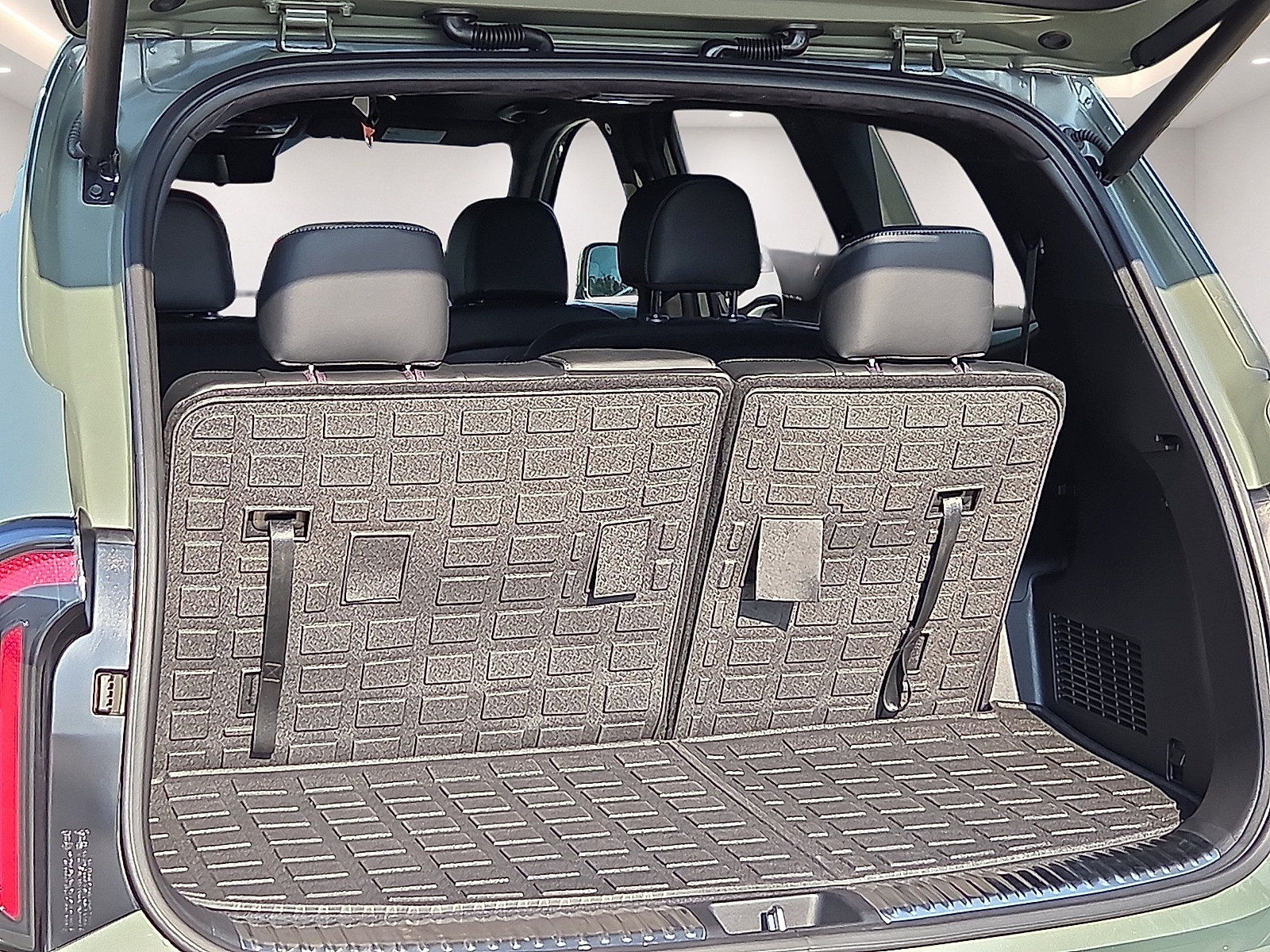 Used 2025 Kia Telluride SX Prestige X-Line AWD/4WD image 8