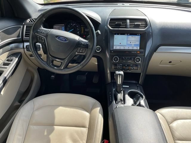 Certified 2018 Ford Explorer XLT w/ Equipment Group 202A AWD/4WD image 7