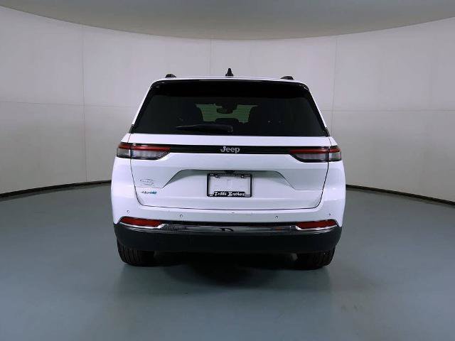 Used 2024 Jeep Grand Cherokee Limited 4xe AWD/4WD image 4