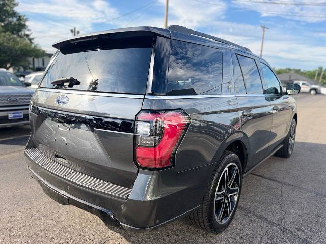 Certified 2019 Ford Expedition Limited w/ Equipment Group 303A AWD/4WD image 8