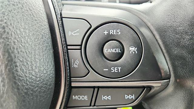 Used 2024 Toyota Camry SE image 23