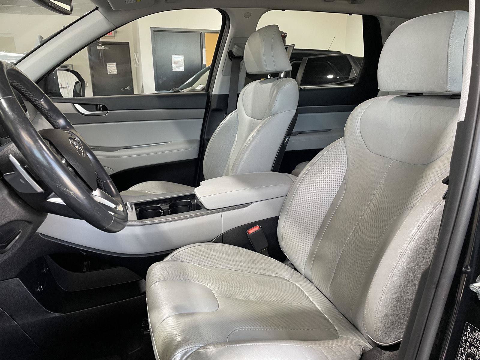 Used 2021 Hyundai Palisade SEL w/ Premium Package AWD/4WD image 18