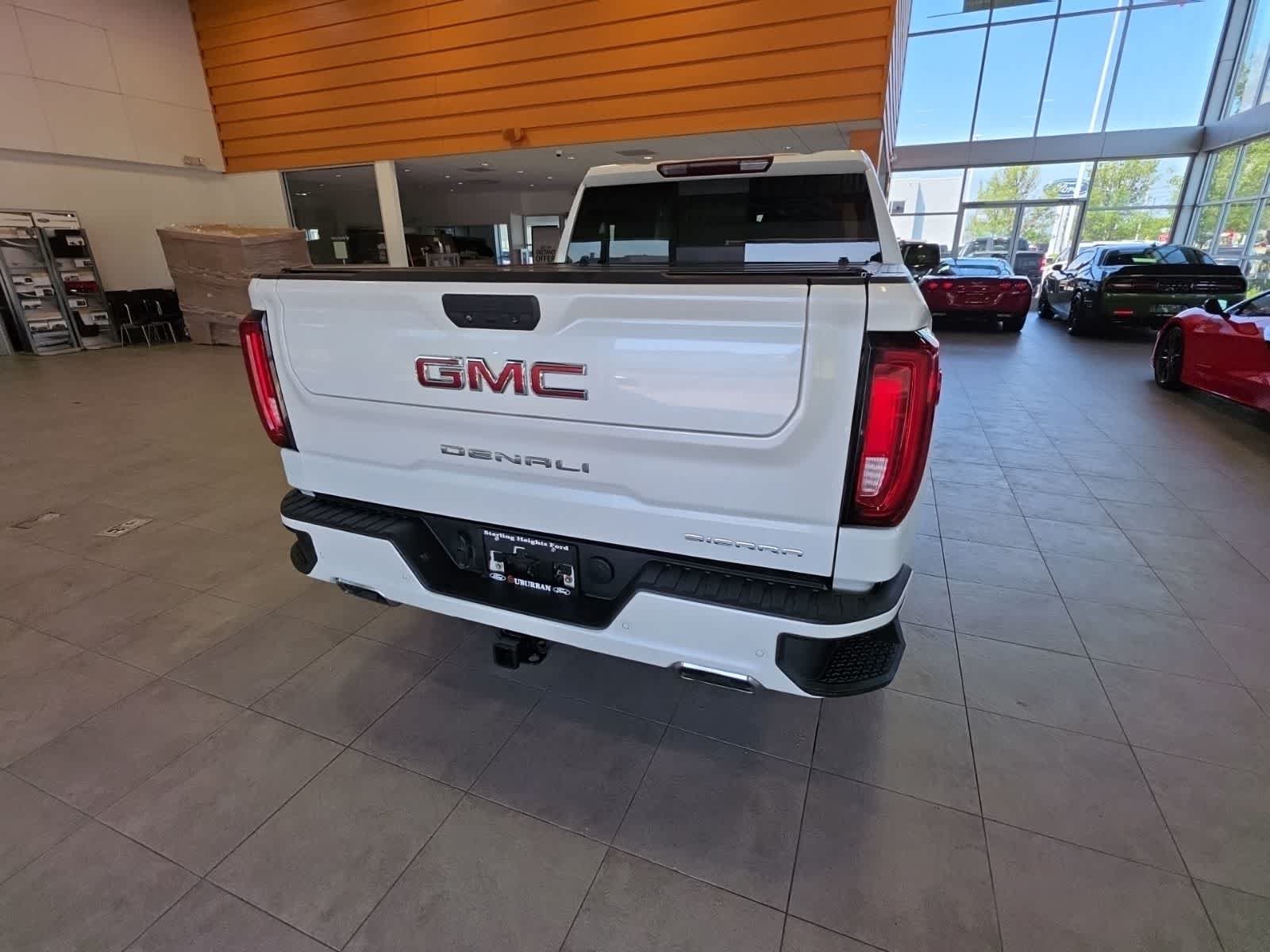Used 2021 GMC Sierra 1500 Denali w/ Driver Alert Package II AWD/4WD image 10