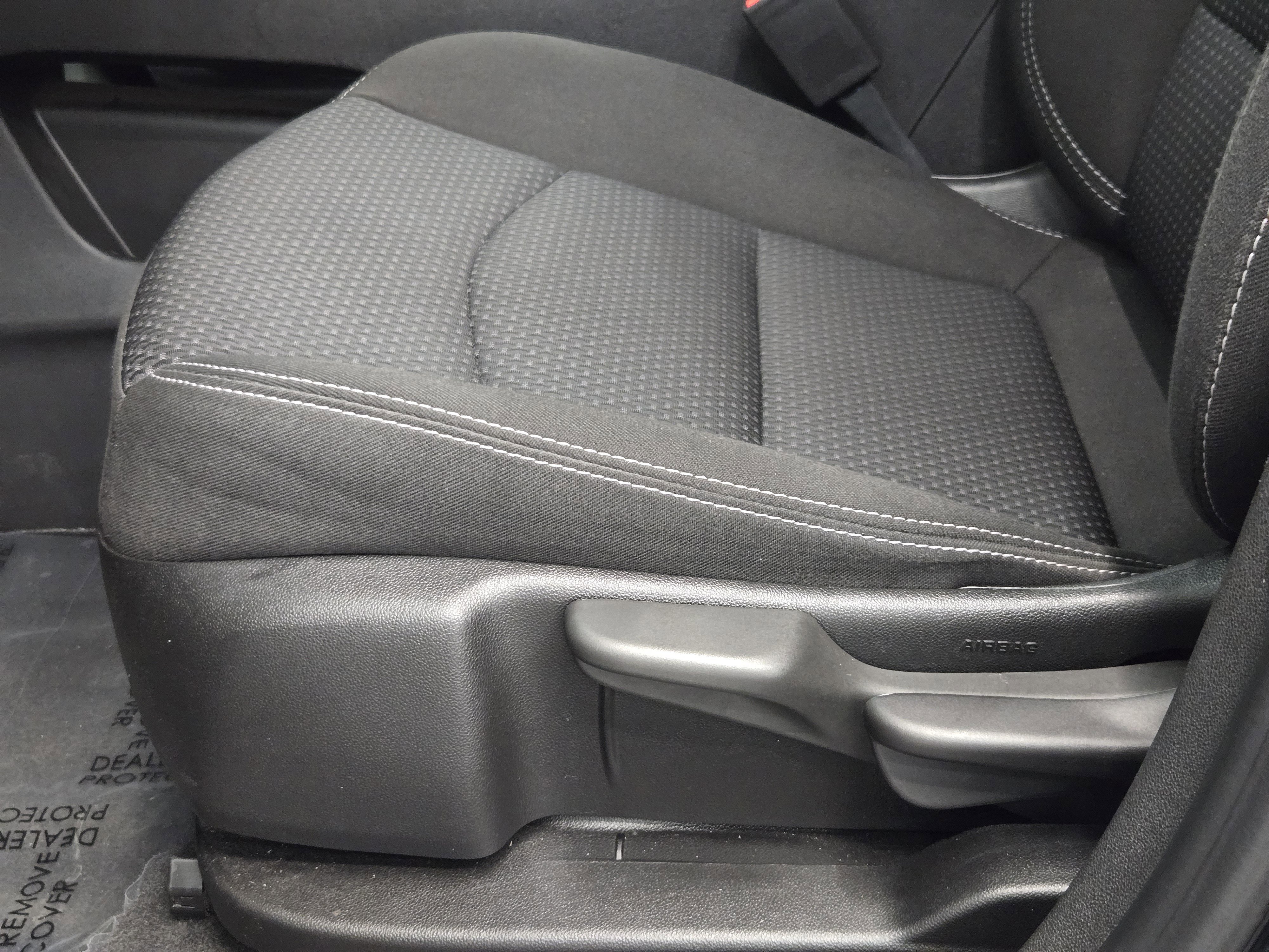 Used 2024 GMC Terrain SLE FWD image 25