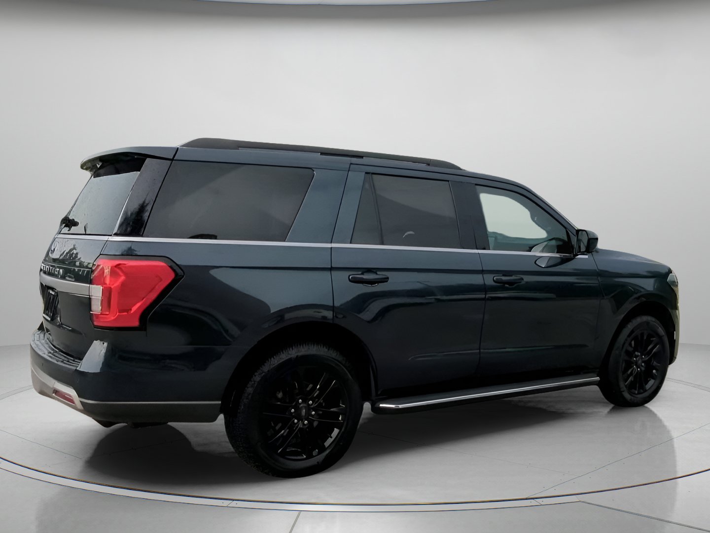 Certified 2023 Ford Expedition XLT RWD image 29
