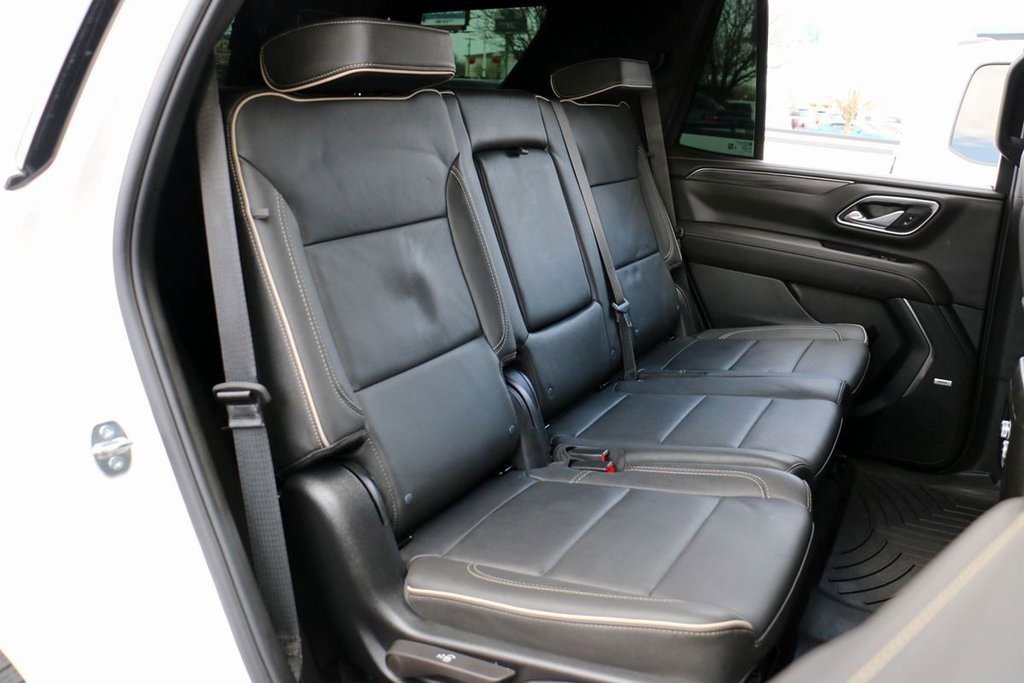 Used 2024 GMC Yukon SLT image 35